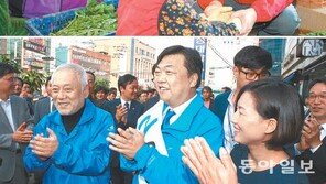 민주 오일용 후보 사무소 개소식… 김한길 대표 등 黨지도부 총출동