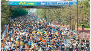 역사의 숨결을 느끼며… 경주국제마라톤 1만명 달렸다