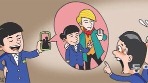 [신나는 공부/School Diary]남자 아이돌 화보 놓고 여학생과 쟁탈전?