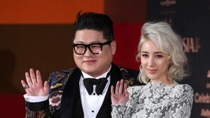 [SD포토] ‘SIA’ 정윤기-서인영, 다정한 커플 포즈