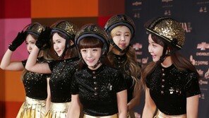 [SD포토] ‘SIA’ 올해의 뉴 아이콘 ‘크레용팝’, 빛나는 골드 헬멧