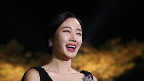 [포토] ‘짓’ 서은아, ‘대종상 신인 여우상’에 빛나는 환환 미소~