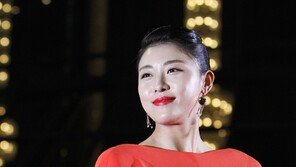 [포토] ‘대종상영화제’ 하지원, 강렬한 레드 드레스 ‘시선 집중’