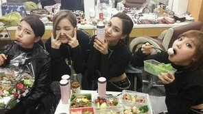 미쓰에이 익살스럽게 도시락먹기, 팬들 정성에 보답으로...