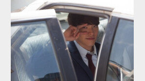 ‘친구2’ 김우빈 “모델 출신이라 의상팀과 마찰”…사연은?