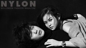 ‘소녀’ 김시후 김윤혜, ‘베드신’ 연상 시키는 과감한 포즈로…