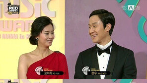 ‘응사 커플’ 정우-고아라, MAMA 참석소감 “까리뽕삼하대이” 폭소