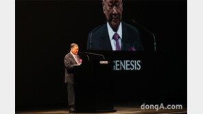 정몽구 “신형 제네시스, 세계 명차와 경쟁할 만”
