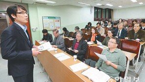 [토요판 커버스토리]文史哲의 쓴웃음… 인문학의 참맛을 찾는 사람들