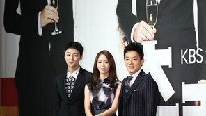[동아포토] 윤시윤-윤아-김범수, 멀리서 봐도 흐뭇한 비주얼