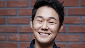 박성웅, LG트윈스 명예선수로 잇단 선행