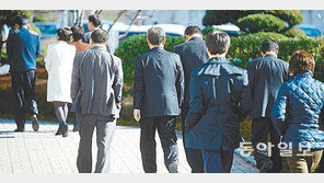 [토요판 커버스토리]鄕公의 세계