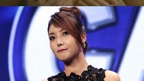 이수정, 미스체인지 19금 스틸컷…‘물에 젖은 채 가슴 움켜쥐고’