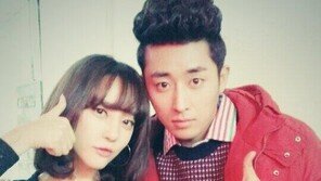 ‘응답하라 1994’ 고우리-손호준 인증샷…“잘생긴 해태 오라버니”