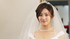‘2PM 우영 박세영 가상결혼’ 박세영, 과거 웨딩드레스 차림 눈길…‘청순섹시미 압권’