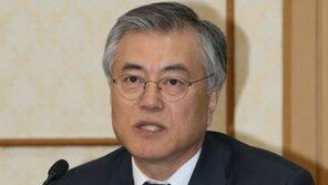 문재인 “안녕하지 못한 정치가 고귀한 생명 잃게 만들어”