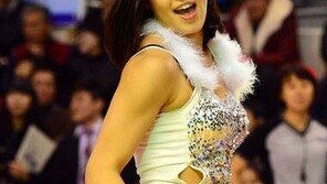 [화보] ‘혼혈 비욘세’ 김소니아, ‘싱글레이디’ 완벽 재현에 코트 초토화