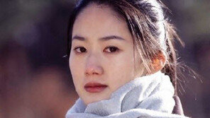 심은하, 은퇴 13년 만에 방송활동 복귀… 라디오 ‘심은하와 차 한잔을’ 진행