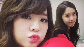 써니 윤아 셀카, ‘섹시’ 써니와 ‘청순’ 윤아…누가 더 예뻐?