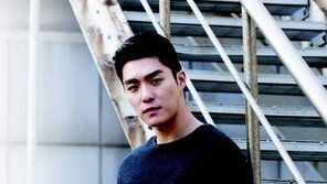 [Culture]“‘암세포도 생명이다’… 대본 받고 고민 컸어요”