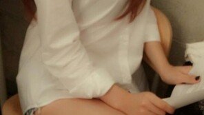 나인뮤지스 경리, ‘남자의 로망’ 흰색와이셔츠-하의실종 패션
