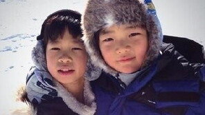 김민국 성준 한라산 인증샷, ”서로 의지하며 잘 크렴”