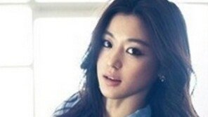 전지현 14년 전, 긴 생머리와 뽀얀 피부 ‘방부제 외모’