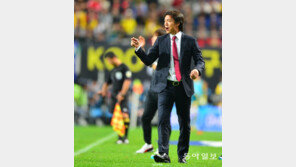 ‘한국-멕시코’ 공격도 수비도 안된 ‘총체적 난국’…경기 막판 ‘무성의’ 질타 쏟아져