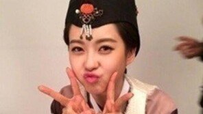 고아라 한복, 입술 내밀고 볼 빵빵…“귀여워”