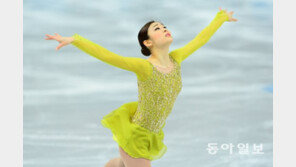 김연아 ‘쇼트 1위’ 점수 발표에 “짜다” 혼잣말?