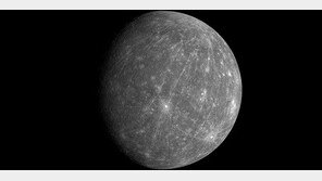 수성 반지름 위축 “7km나 줄다니…지구도 줄어드는건가?”