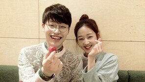 홍대광 ‘슈스케2’ 박보람과 인증샷…‘얼굴 크기’ 굴욕?