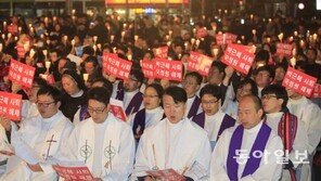 박창신 신부, 시국미사서 朴대통령에 막말