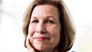 [책의 향기/글로벌 북 카페]美 역사학 교수 마리 루이즈의 ‘미군과 여성’