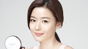 한율, 16일 홈쇼핑 통해 광채 쿠션 선보여