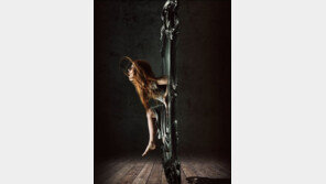 ‘오큘러스’ 공포거장 스티븐 킹 극찬 “너무 무서워 사랑”