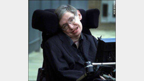 스티븐 호킹 “월드컵 우승팀 베팅한다면 단연코 브라질에 걸겠다”