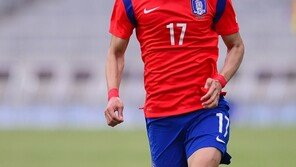 [포토] 김경중, 상대 위협하는 폭풍 드리볼… ‘대박’
