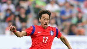 [포토] 김경중, 환상적인 드리볼… ‘시선이 절로’