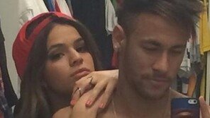 네이마르 여자친구 반누드 화끈한 셀카…브라질 배우 ‘마르케지니’ 