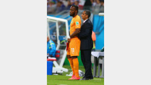 코트디부아르 일본전…드록바 교체 투입, 위력 발휘