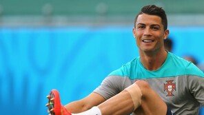 [독일 포르투갈] 호날두 훈련 공개 “무릎 끄떡없다”