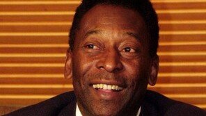 [스페인 칠레] ‘디펜딩 챔피언’ 스페인 탈락, ‘펠레의 저주’ 또 다시 실현됐다