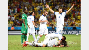 그리스, 코트디부아르 꺾고 16강행에 ‘PK 오심 의혹’ 왜?