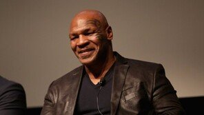 ‘원조 핵이빨’ 타이슨 “수아레스님, 맞팔 부탁해요~”