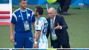 아르헨티나 나이지리아, 라베찌, 감독에 물세례 “좀 고의적인 듯”