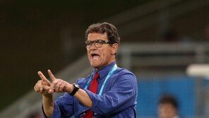 카펠로, “러시아 GK, 실점 상황에서 레이저 공격 받았다”