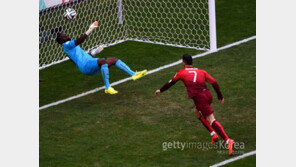 가나, 돈다발 걱정에 포르투갈에 졌다?