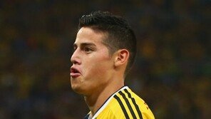 [콜롬비아-우루과이]제임스 로드리게스 2골, MOM 선정 