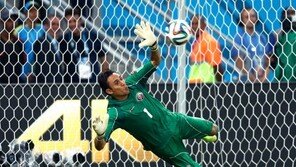 승부차기, 골키퍼 주시하면 성공확률 내려간다?